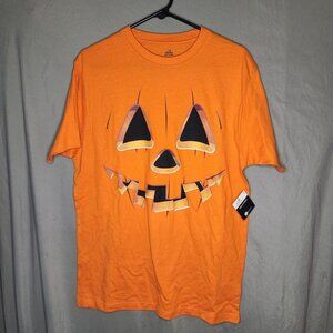 Men's Size MEDIUM (38-40) Pumpkin Short Sleeve T-Shirt